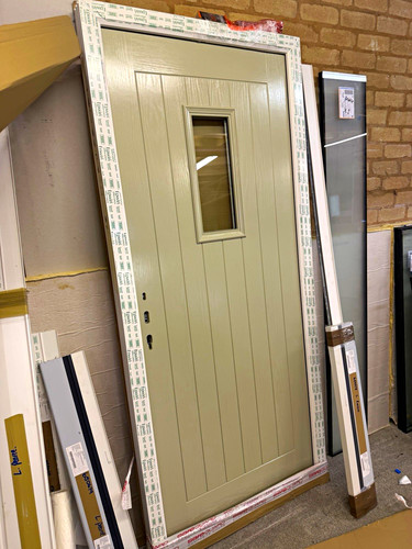 Pebble grey composite entrance - pebble,